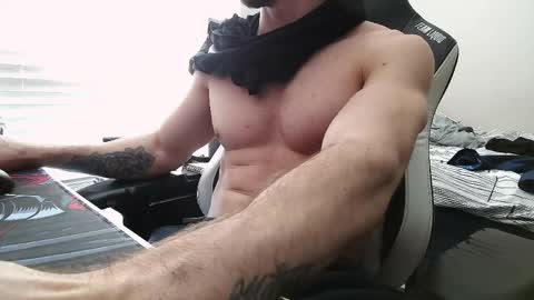 Dreaming on going live with a woman p online show from April 17, 12:51 pm