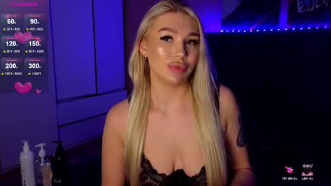 Mila online show from February 21, 6:27 am