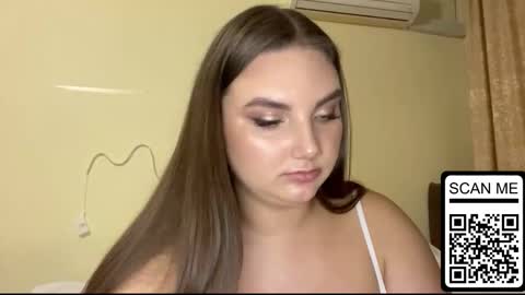Snapshot of dreamyblushfairy chatting on September 22, 4:44 pm Mila online show from September 22, 4:44 pm