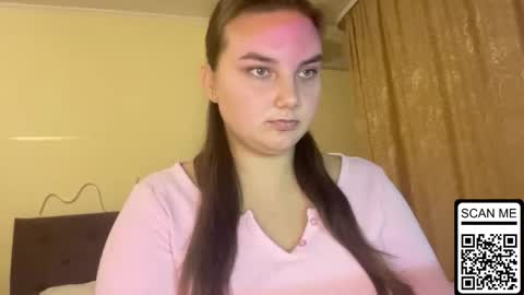 Snapshot of dreamyblushfairy chatting on October 2, 3:22 pm Mila online show from October 2, 3:22 pm