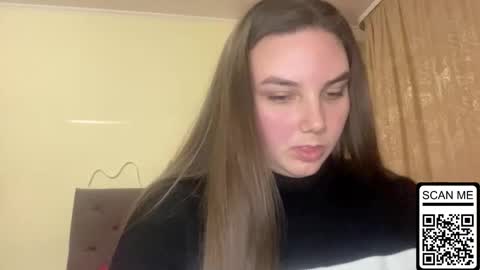 Snapshot of dreamyblushfairy chatting on October 8, 6:58 pm Mila online show from October 8, 6:58 pm