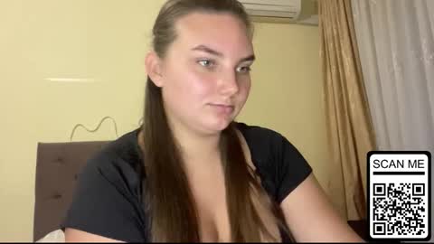 Snapshot of dreamyblushfairy chatting on September 11, 4:41 pm Mila online show from September 11, 4:41 pm