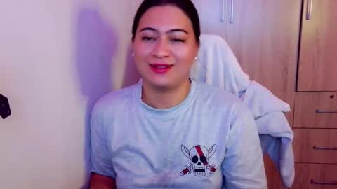 dreamycreamyst online show from March 30, 3:39 am