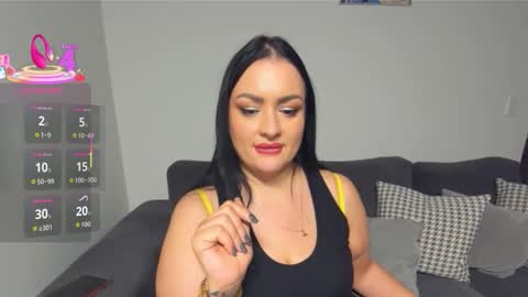 dreamyhousewife1 online show from November 24, 4:49 pm