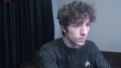 Air online show from May 8, 1:33 am