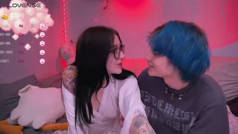 Tara  Sonny online show from March 4, 12:33 pm