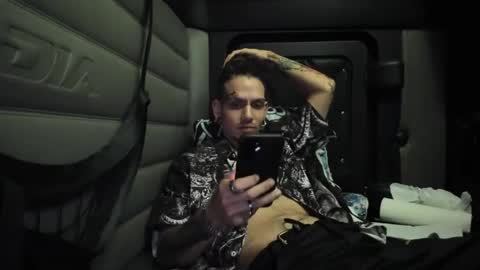 drippydavee online show from September 19, 9:02 am