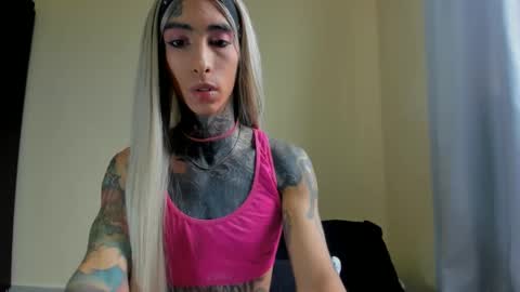 drippyorlove online show from March 7, 1:40 pm