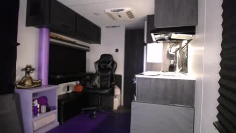 DirtyDrizzy online show from November 15, 11:12 am