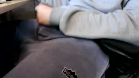 drlo23 online show from March 2, 4:28 am