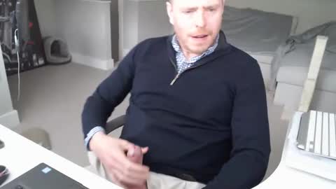 dubpistol_99 online show from April 22, 5:42 pm