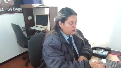 Dulce  online show from December 1, 1:20 pm