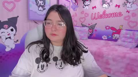 Dulce  online show from May 30, 12:58 pm