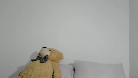 Snapshot of dulce_roberts_ chatting on February 19, 1:39 pm Dulce  online show from February 19, 1:39 pm