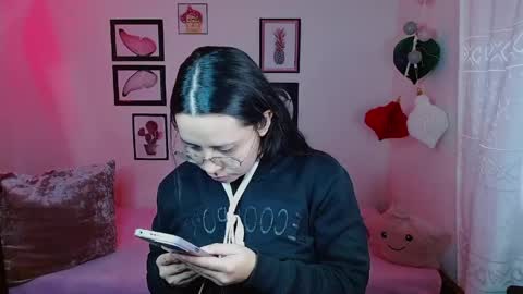 Dulce online show from April 3, 9:38 am