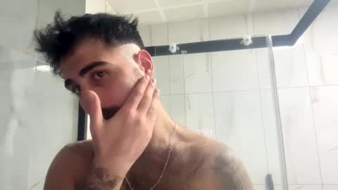 Snapshot of dummodarknight chatting on March 7, 5:06 pm The Dark Knight online show from March 7, 5:06 pm