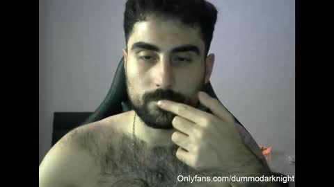 Snapshot of dummodarknight chatting on September 24, 12:28 am The Dark Knight online show from September 24, 12:28 am