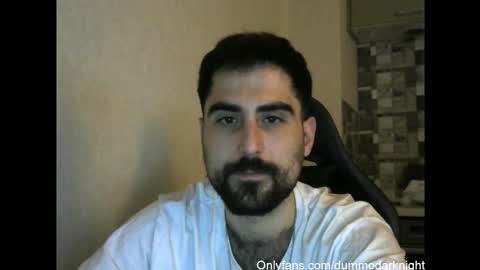 Snapshot of dummodarknight chatting on October 12, 11:28 pm The Dark Knight online show from October 12, 11:28 pm