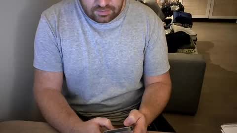 FloFrenchCurv288 online show from November 18, 9:18 pm