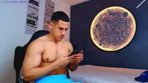 duran_dhikol1 online show from March 1, 5:11 am