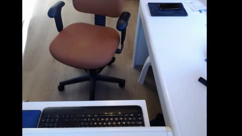 dutchpornking2 online show from April 6, 6:58 am