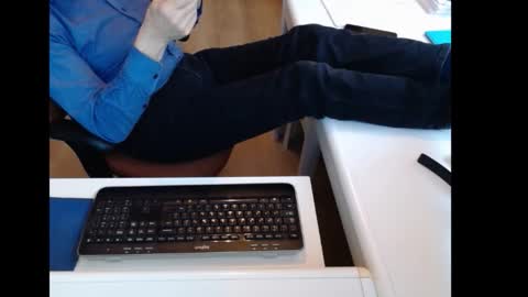 dutchpornking2 online show from March 23, 8:30 am