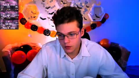 dylan_bold online show from October 26, 9:32 am