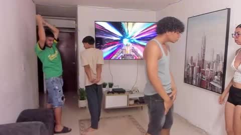 Mod Dylan Lilith Alan and  Drake online show from December 7, 12:51 pm