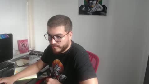 dylanhot10 online show from December 3, 9:59 pm