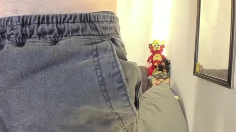 dylanxfun online show from December 11, 5:10 am