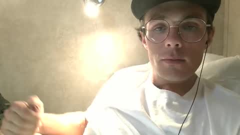 dylp400 online show from February 28, 4:54 am