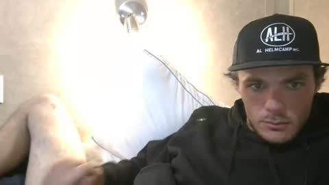 dylp400 online show from March 11, 10:07 am