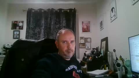 Snapshot of eastmidssoul chatting on October 23, 9:55 am eastmidssoul online show from October 23, 9:55 am
