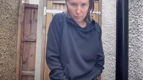 Nadia Ferreira  online show from October 10, 11:16 am