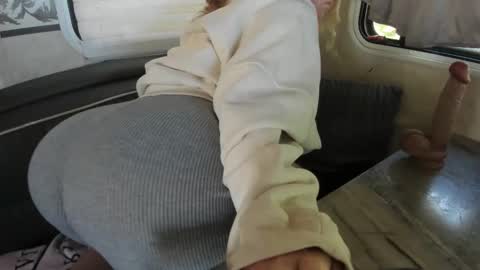 hi.. im baybee more spicyness ---  online show from November 22, 5:33 pm