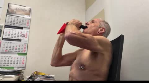 ebb02 online show from April 19, 1:45 pm