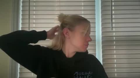 americnbarbie online show from January 16, 12:47 pm