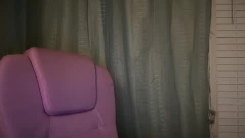 americnbarbie online show from April 18, 1:51 am