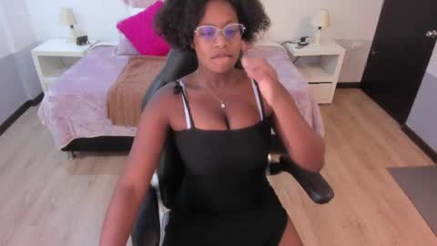 ebony_fantasy2 online show from April 12, 11:47 am