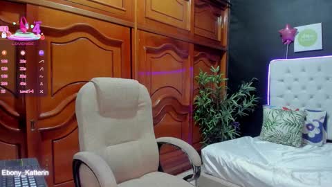 ebony_katterin online show from February 26, 10:51 am