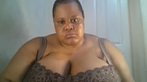 ebony_magixs online show from September 28, 7:39 am