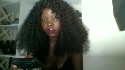 Malikia online show from December 5, 3:32 pm