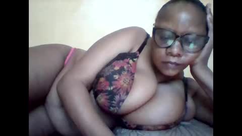 MAMITO online show from February 22, 8:40 am