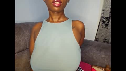 Ebony Melanie online show from November 21, 9:57 pm