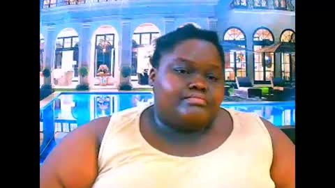 ebonyhotbuns4u2luv online show from March 2, 5:19 am