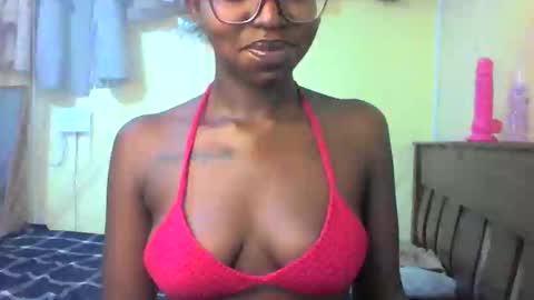 Ebonymuse2 online show from May 9, 11:55 pm