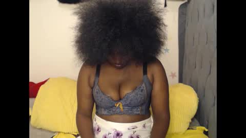 ebonyshiks online show from February 22, 3:03 pm