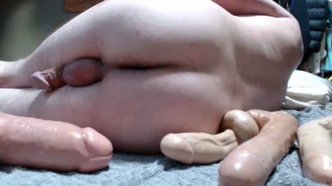 Snapshot of edclay337 chatting on September 12, 5:09 am edclay337 online show from September 12, 5:09 am