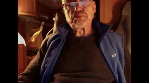 eddelmar online show from January 1, 4:39 pm