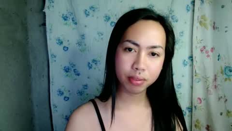 eddfox001 online show from May 19, 4:14 pm